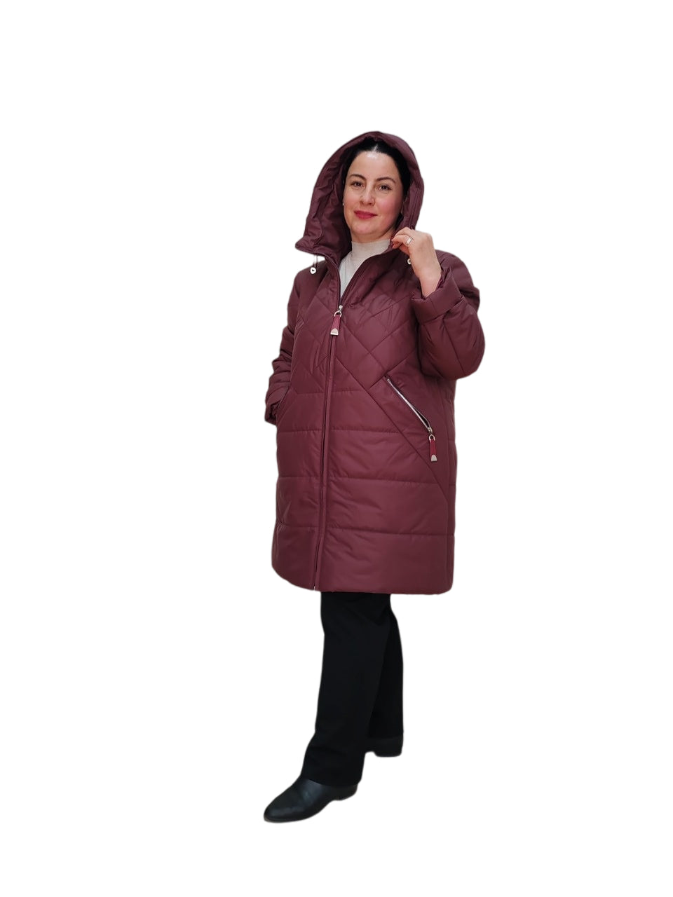 ქურთუკი - თბილი და თხელი პლუს ზომის ქურთუკი გვერდითი ჯიბეებით ქალებისათვის.