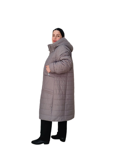 გრძელი ქურთუკი ქალებისთვის პლუს ზომაში: ყოველდღიური მოდის მუშახელი.