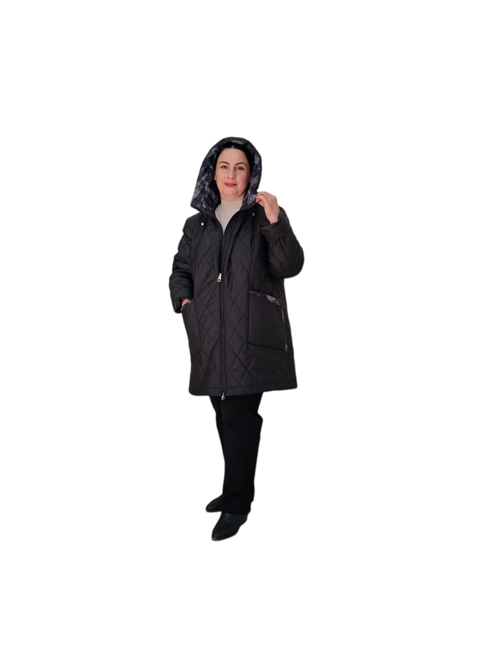 ქალთა თბილი ქურთუკი საქართველოში დიდი ზომის - მიუთითებს თანამედროვე ტრენდებისკენ.