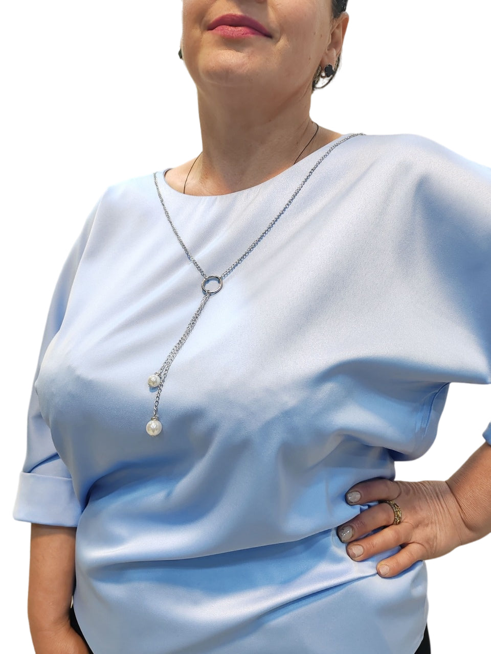 Fashionable silk blouse decorated with a chain - the ideal choice of style and comfort