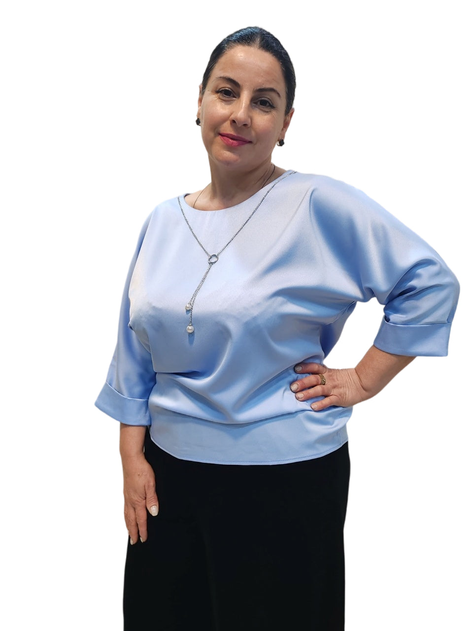 Fashionable silk blouse decorated with a chain - the ideal choice of style and comfort